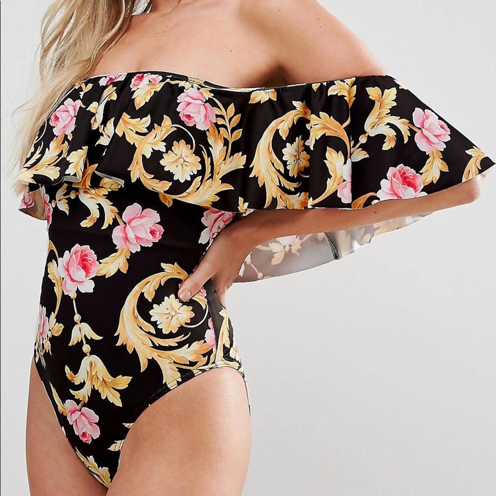 One piece swimsuit